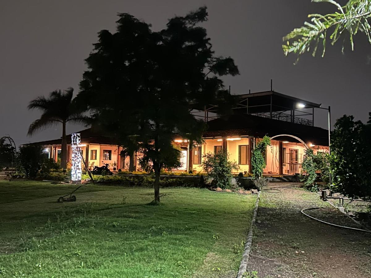 The Sunset Lawns Villa Pune Exteriör bild